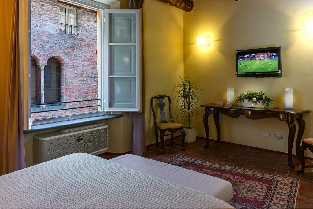 hotel lucca